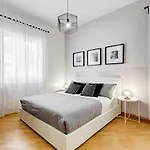 Bmga L Incredible 3bdr With Balcony In Center Apartament *