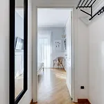 Apartament Bmga L Incredible 3bdr With Balcony In Center *