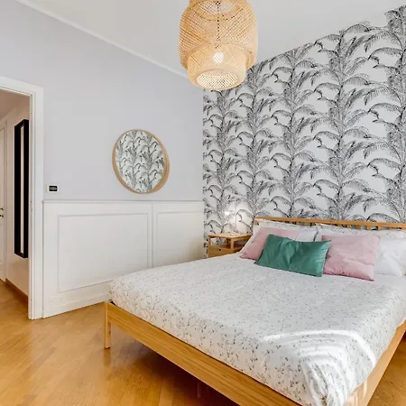 Apartment Bmga L Incredible 3bdr With Balcony In Center *