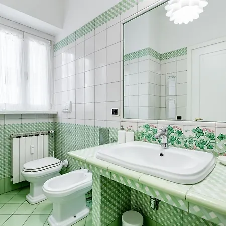 公寓 Bmga L Incredible 3bdr With Balcony In Center 罗马