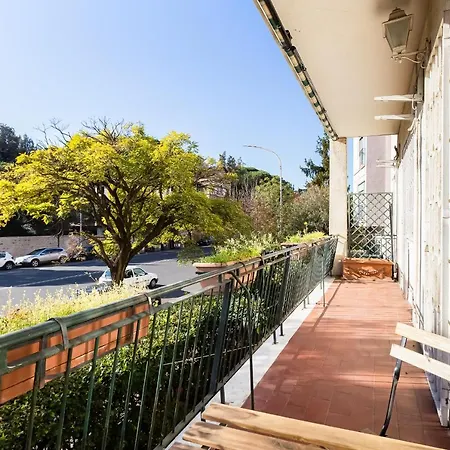 公寓 Bmga L Incredible 3bdr With Balcony In Center *