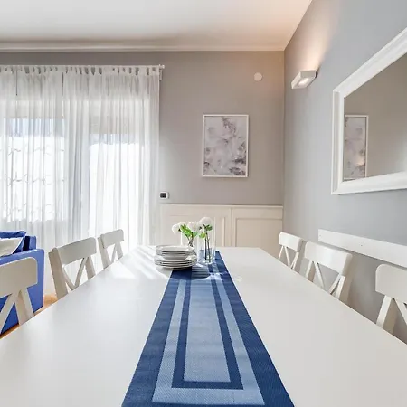 Apartment Bmga L Incredible 3bdr With Balcony In Center Rome