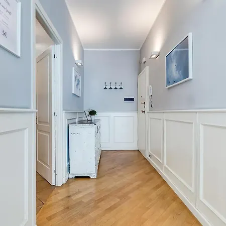 Bmga L Incredible 3bdr With Balcony In Center 罗马