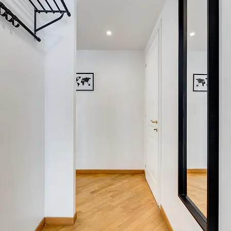 Bmga L Incredible 3bdr With Balcony In Center Apartament *