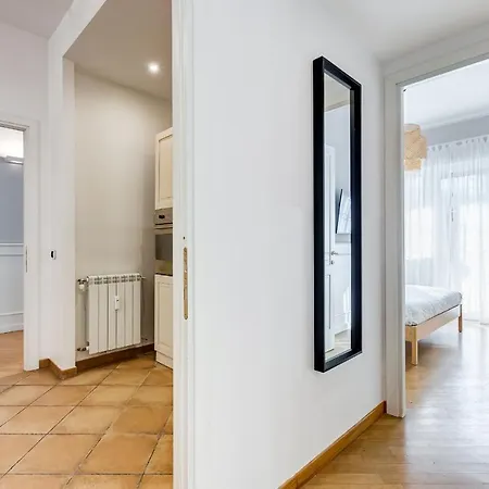 Bmga L Incredible 3bdr With Balcony In Center 罗马
